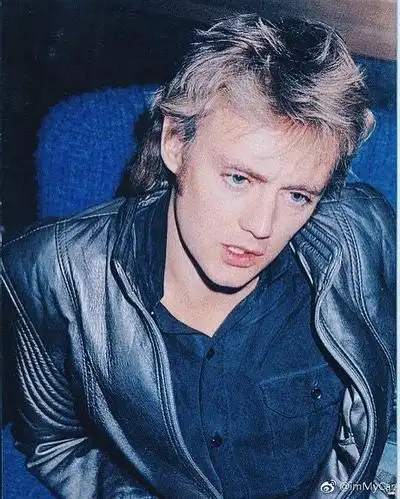 花蹦蹦精的相册-roger taylor