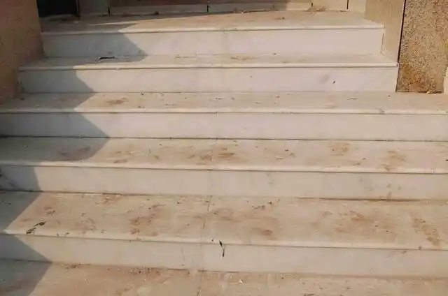 风水大师的话门口装台阶步步高升