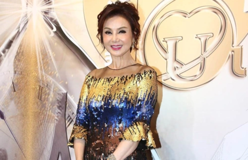 谢玲玲确诊半月病情急转严重,入院后曾公开无病症,家人担忧不已_手机