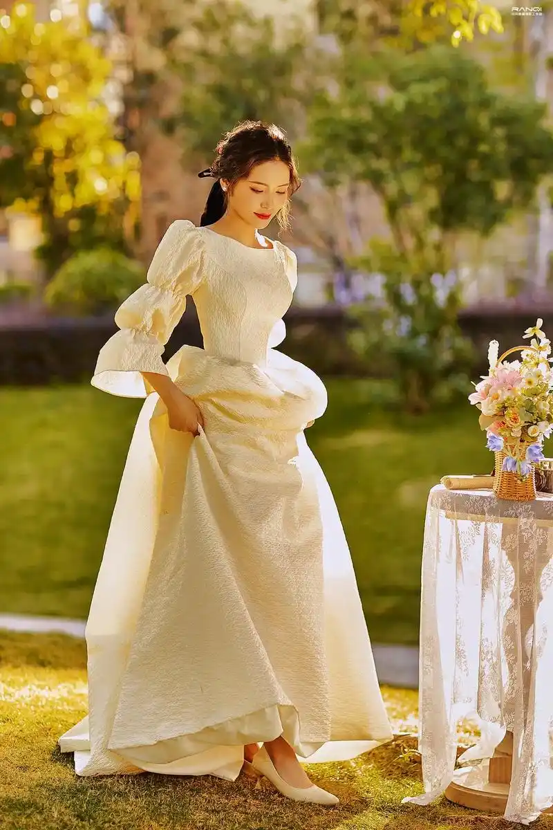 交片啦#染柒映画婚纱摄影 #法式浪漫  法式风格端庄,大气 - 抖音