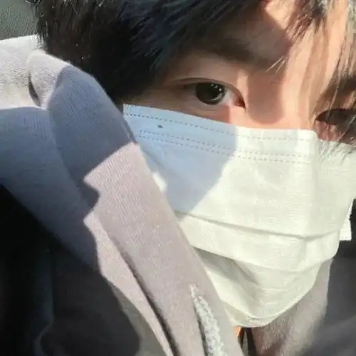 男生头像想跟有趣的人待在一起