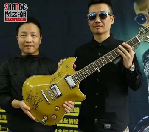李延亮用的什么吉他 中国第一吉他手实至名归