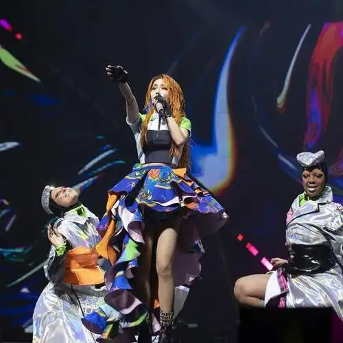 蔡依林演唱会变成时装周直接把2021t台最新服装都搬来了