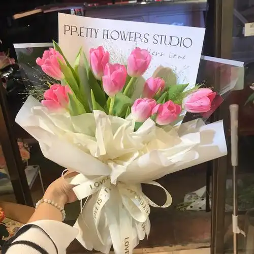 粉色郁金香ins风花束