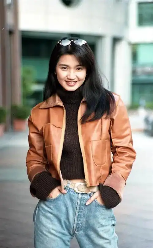 洪欣:习惯性待在渣男身边,一手好牌打个稀烂