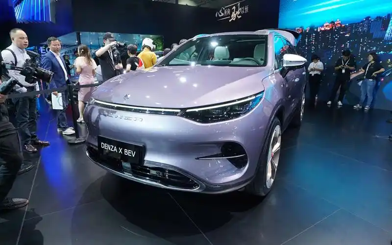 【2019广州车展】极强奔驰豪华质感 实拍腾势x 28.98万起