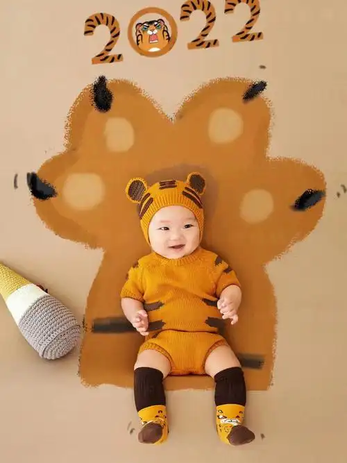 老虎宝宝去拍百日照咯
