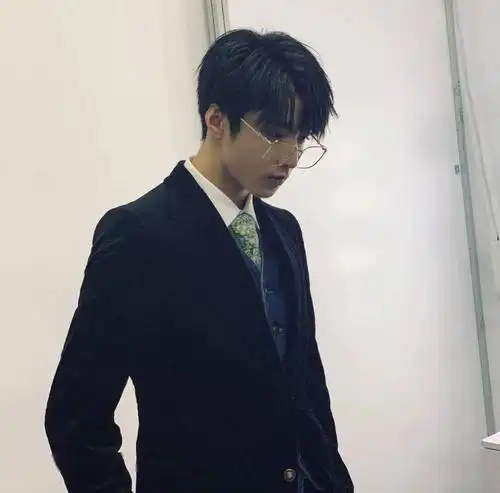 微信头像时代少年团刘耀文