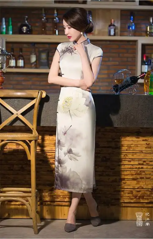 忆江南旗袍馆 240号新款春秋真丝长款丝绸短袖复古日常旗袍连衣裙