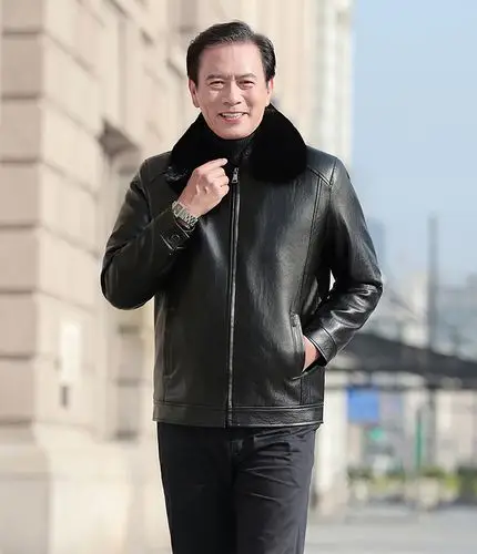 雅鹿品牌上新秋冬季中老年皮毛一体皮夹克加绒加厚爸爸装大码宽松皮衣