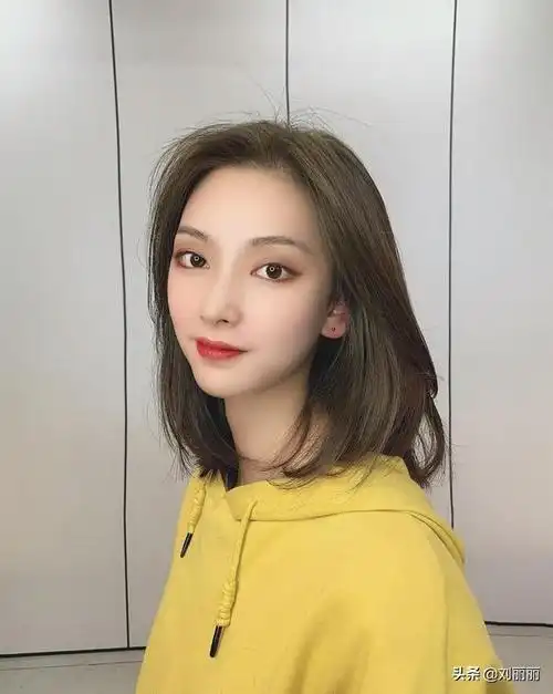 30一40岁女人发型短发中长(30到40岁减龄中长短发)-天晟网