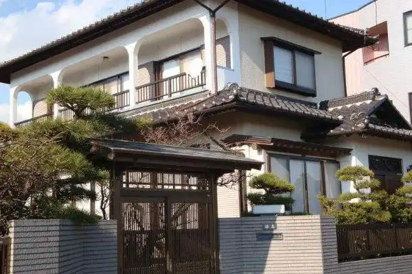 日本住房真有趣,穷人住别墅,有钱人更爱公寓,在中国正好相反