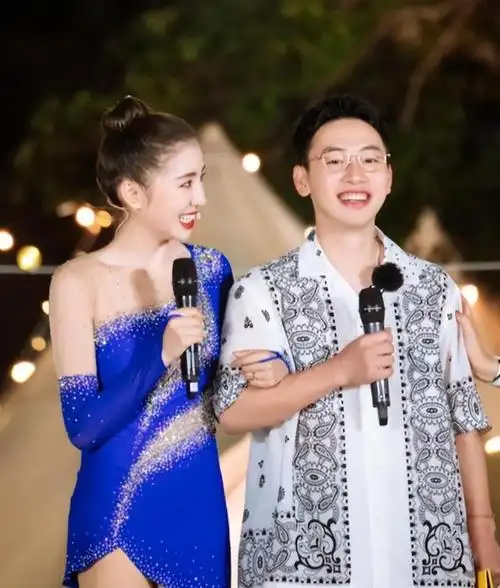 "奥运会五金王"邹凯妻子:曾经是"体坛女神",身材傲人颜值高