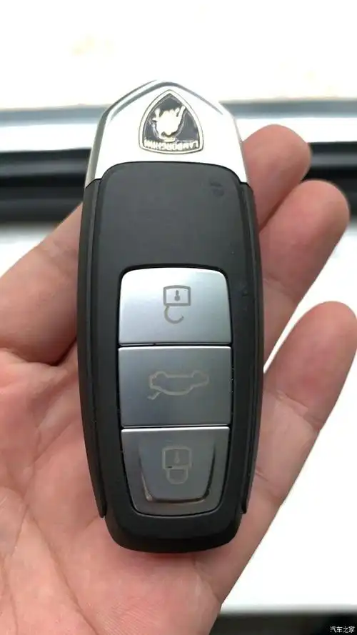 【图】可能是最简陋的urus提车作业_兰博基尼论坛_汽车之家论坛