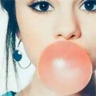 可爱吹泡泡糖的女生头像图片大全