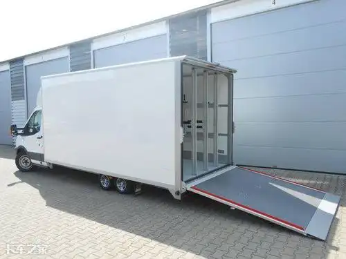 这家德国改装厂真会玩把上汽大通ev80封闭货车改成了轻卡