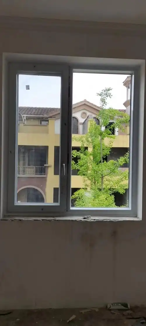 铝合金平开窗