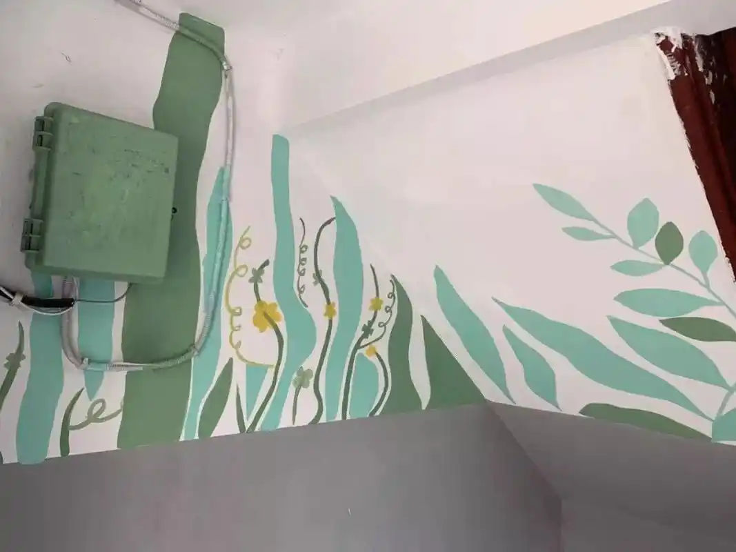 楼道墙绘,居民是创作的主角.