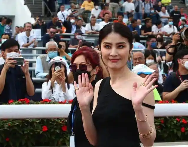 从没整过容的脸有多优越看了陈慧琳这组生图你就明白了