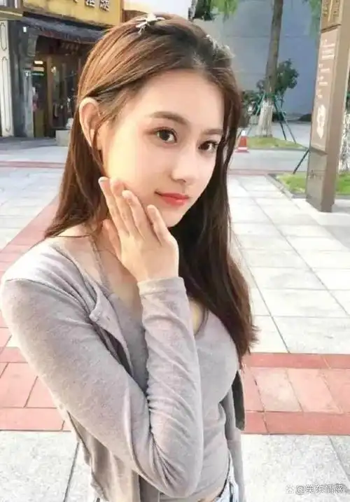 28岁女孩要28万彩礼,坦言:没钱的男人配不上我,我只考虑有钱人