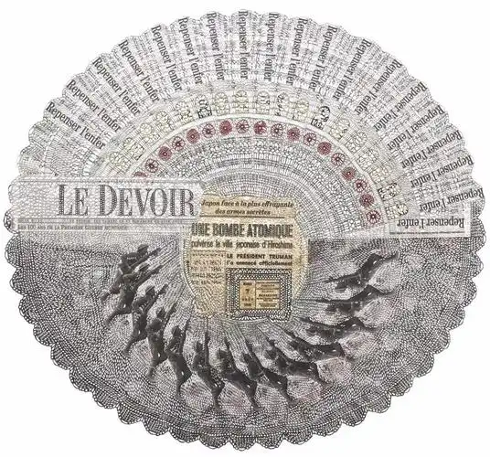 一把手术刀,她把废报纸雕刻成艺术品 | 艺术家