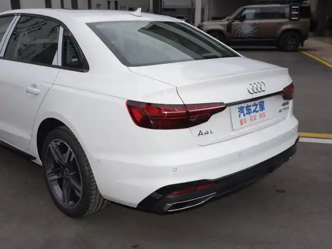 一汽奥迪 奥迪a4l 2022款 40 tfsi 豪华动感型