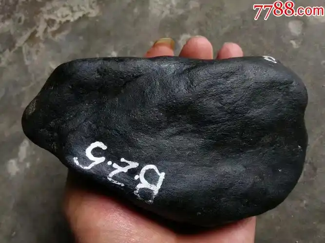 沙粒细出好货的石头._翡翠/缅甸玉_第2张_7788奇石收藏