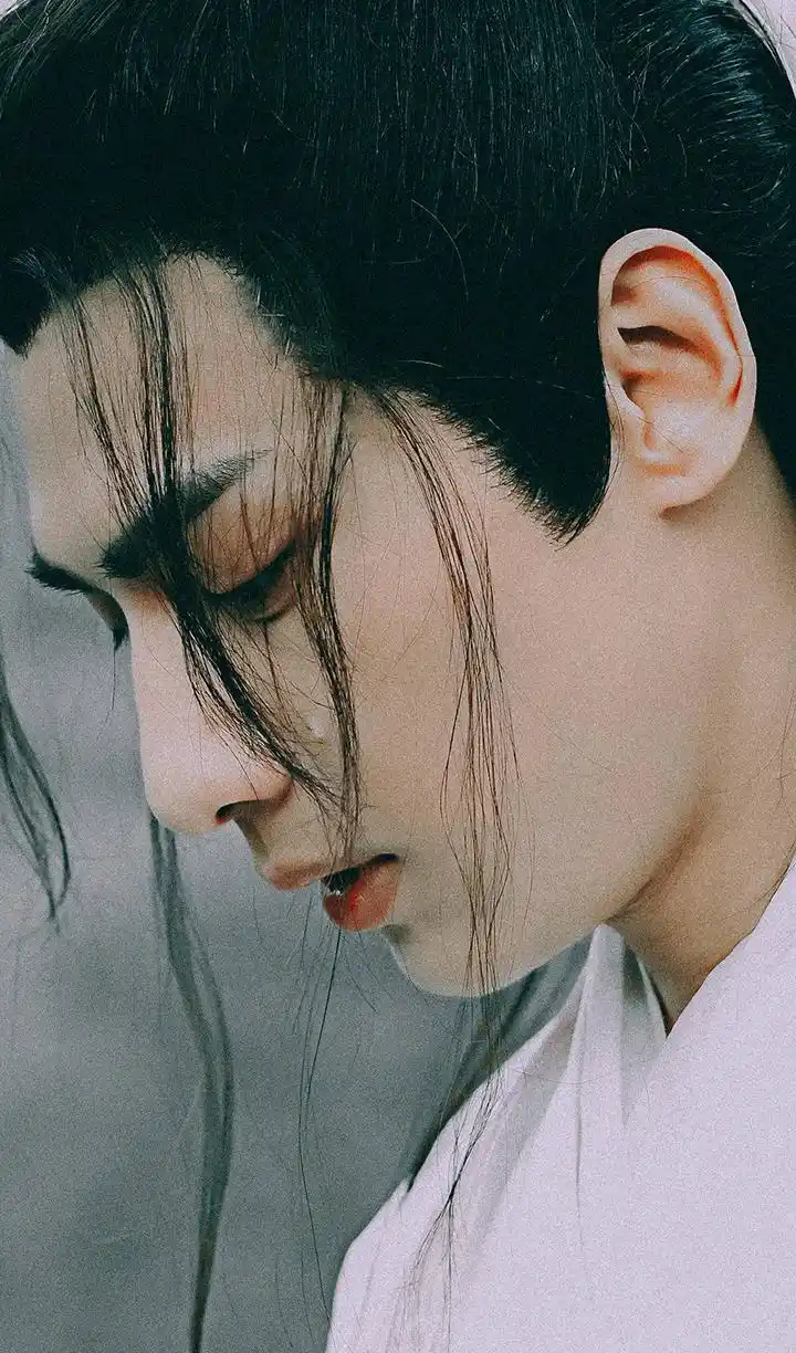 罗云熙:夜神绝美手机壁纸,大殿下润玉再现美颜!