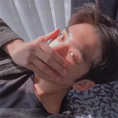 一组帅气又高冷的男生头像 超酷的冷酷感男头合集