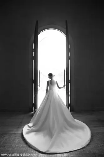 放一张媳妇的背影