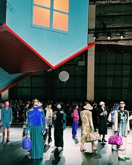 lv曼谷男装大秀