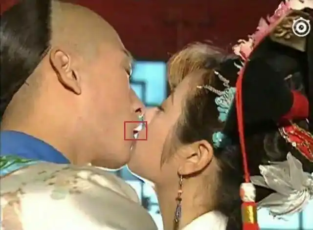 周杰林心如舌吻动图 林心如曾嫌弃表示"我是死不张嘴的"