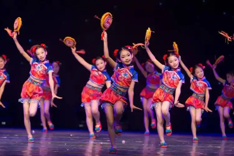 嘉兴驿事少儿中国舞启蒙班体验课火热招募