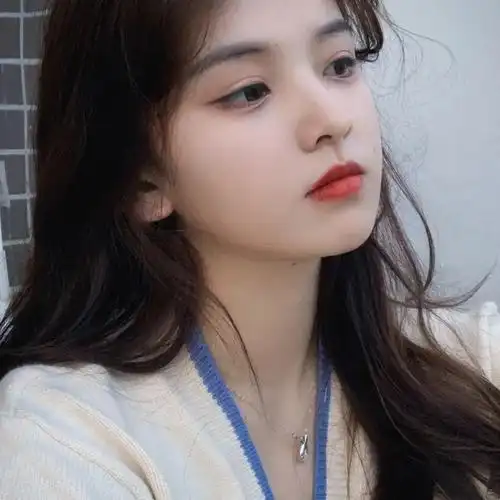 头像女生如果多一张船票你会不会跟我一起走