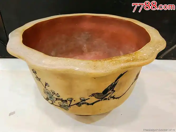 六十年代葵口花鸟盆