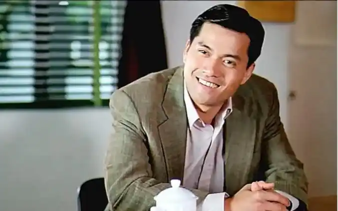 一代枭雄陈志超,雷洛的总华探长职位都是他拱手相让 "吕良伟 "经典