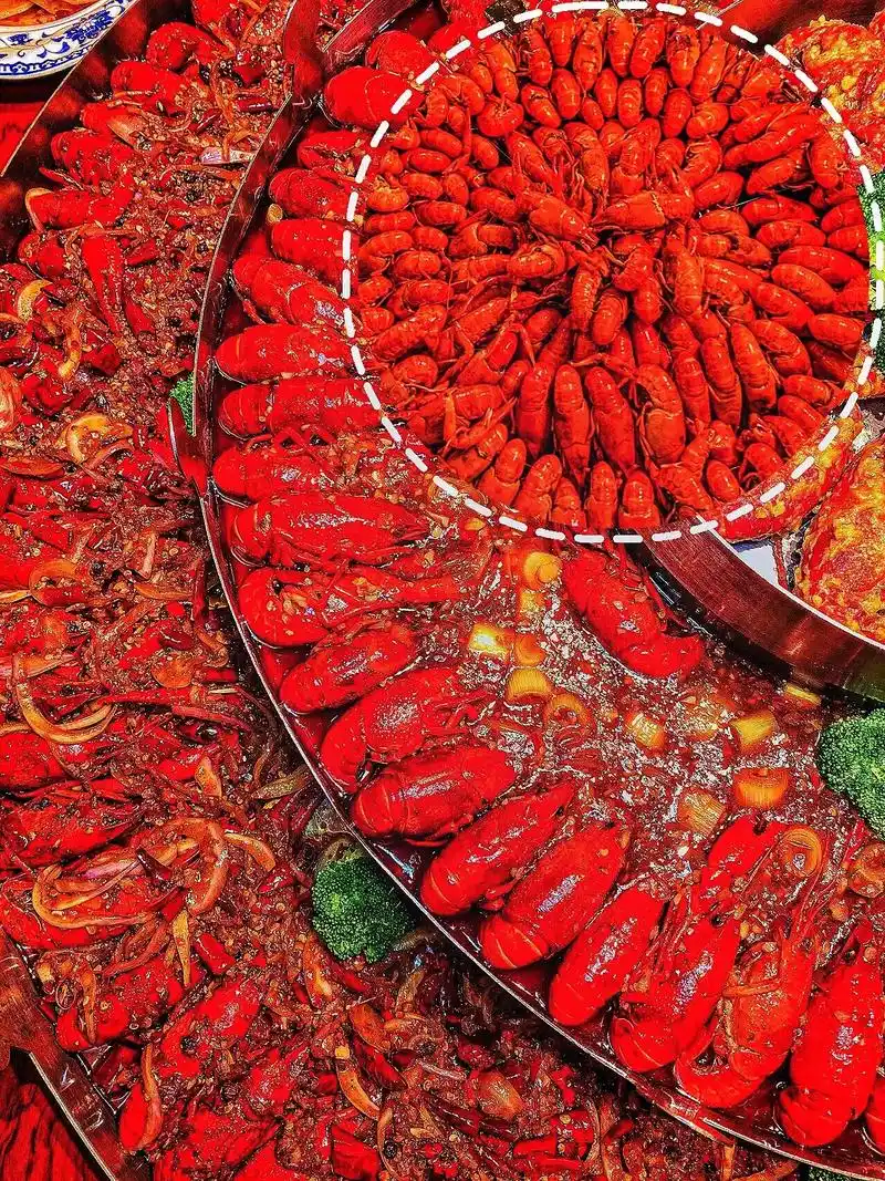 小龙虾自由畅吃来啦!#抖音520好礼季 #龙虾 #小龙虾 # - 抖音