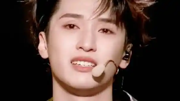 严浩翔哭了#_微博