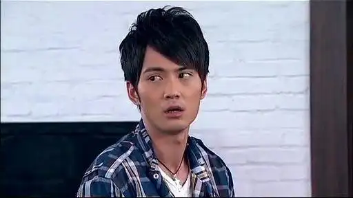 夏家三千金:原来严立恒是个叛逆的富二代