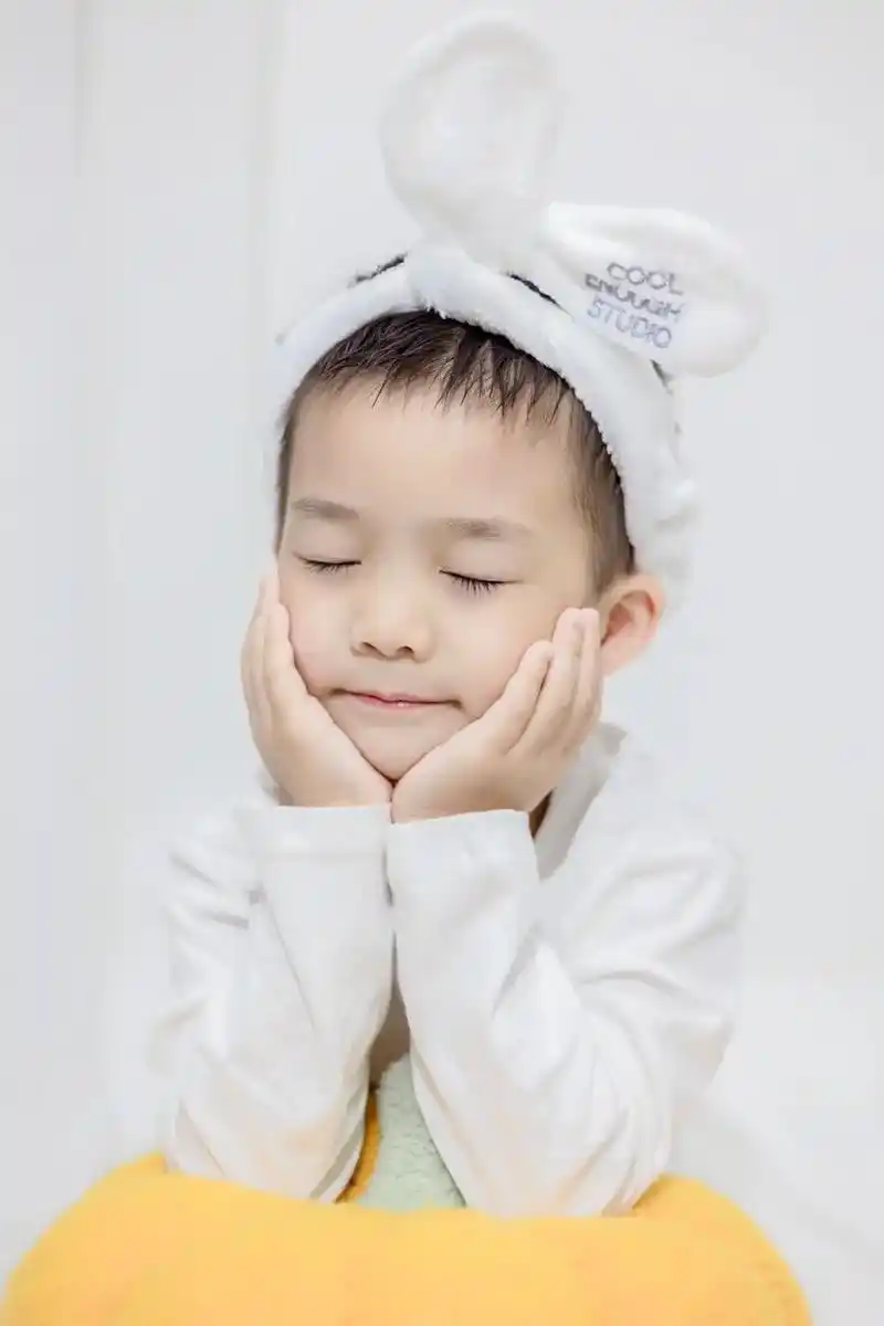 长沙儿童摄影独立摄影男童也能拍私房啦看看这干净的画面做手机壁纸也