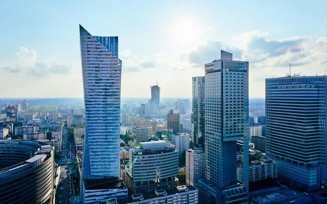 城市高楼建筑风景图片高清壁纸