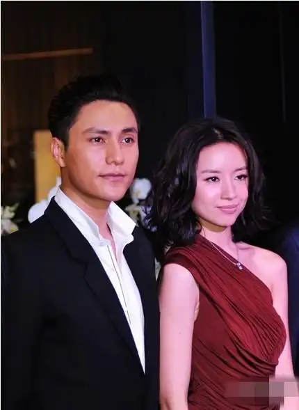 陈坤董洁究竟有什么关系?陈尊佑生母是?陈坤多年不娶又是为何?