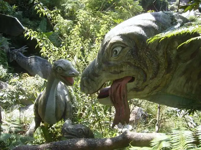 慈母龙,最附有母爱的物种,让多少游人感怀成长不易,儿行千里,母担忧.