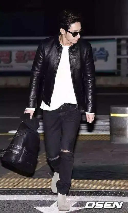 李洙赫|一眼误终生!颜,身材,低音炮,漫画里走出来的吸血鬼本尊