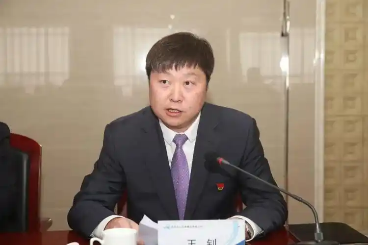 集团总经理助理,管理服务公司总经理王钊围绕2019年集团安全生产工作