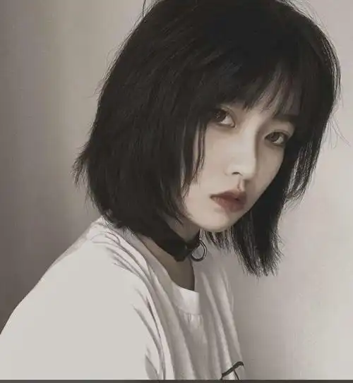 短发超酷女头呀