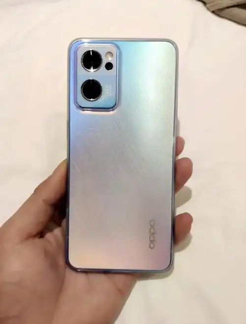 不同的型号款式也有着不同的特点,而目前市场中oppo find x3和oppo