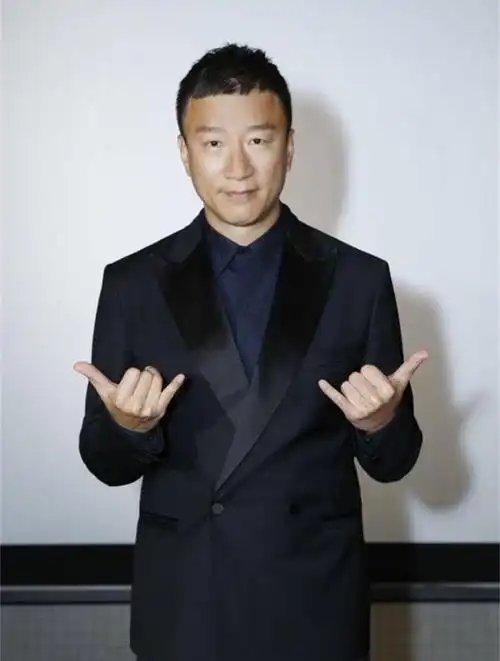 "隐藏大佬"孙红雷:极限挑战狂揽1.2亿,酒后被晚辈打进医院(2)-度小视