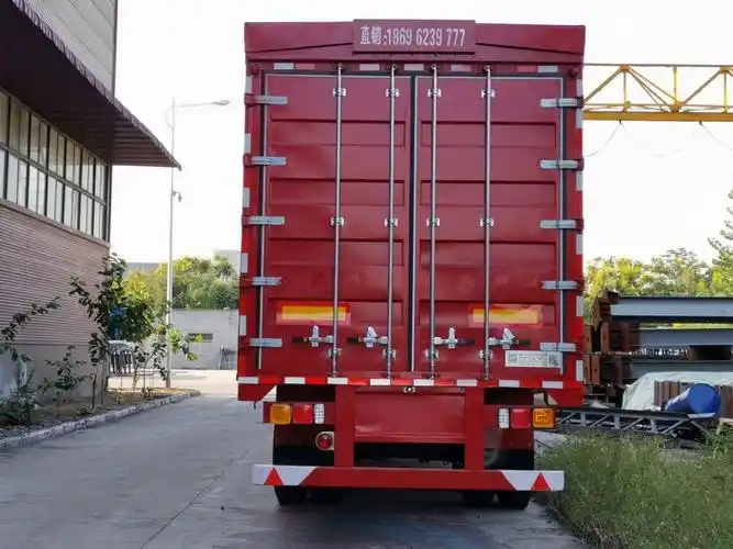 大足区飞翼车-专用车厂-13米飞翼车