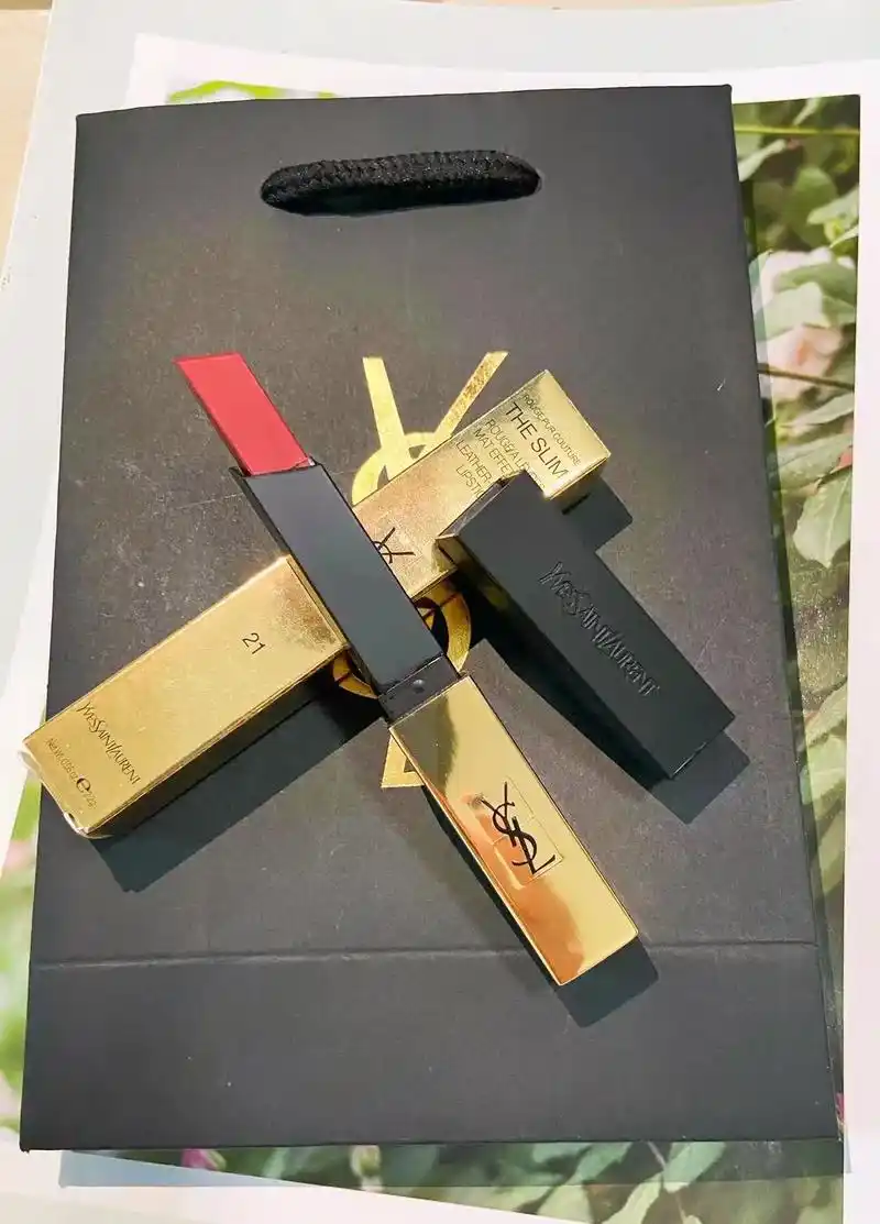 圣罗兰小金条口红96全新未拆封.色号1-5-9-12-18- - 抖音